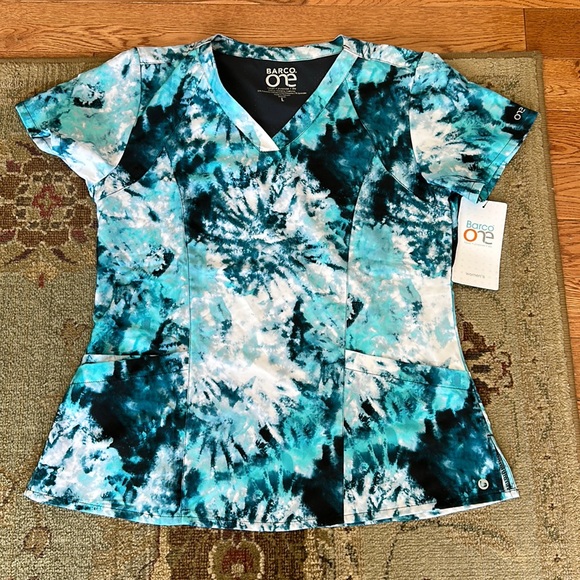Barco Uniforms Tops Nwt Barco One Scrub Top Poshmark